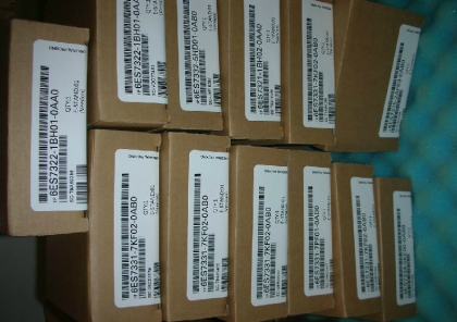 PLC 6ES7334-0KE00-0AB0