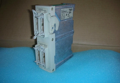 PLC TSXDMZ64DTK 32,32,HE10,