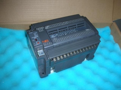PLC NB2W24R-11