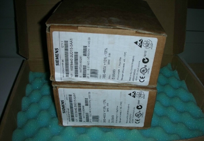 6SE6440-2UD15-5AA1 M440 0.55KW